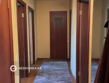 3-комнатная квартира, этаж 4 из 5, 79 м², миниатюра 7