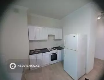2-комнатная квартира, этаж 3 из 8, 53 м², На длительный срок