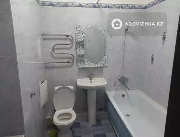 2-комнатная квартира, этаж 3 из 8, 53 м², На длительный срок
