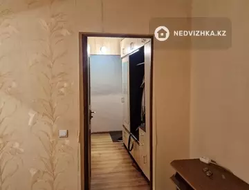 2-комнатная квартира, этаж 1 из 5, 42 м², На длительный срок