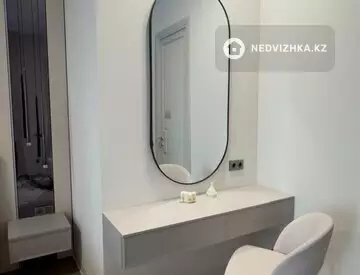 4-комнатная квартира, этаж 8 из 22, 134 м²
