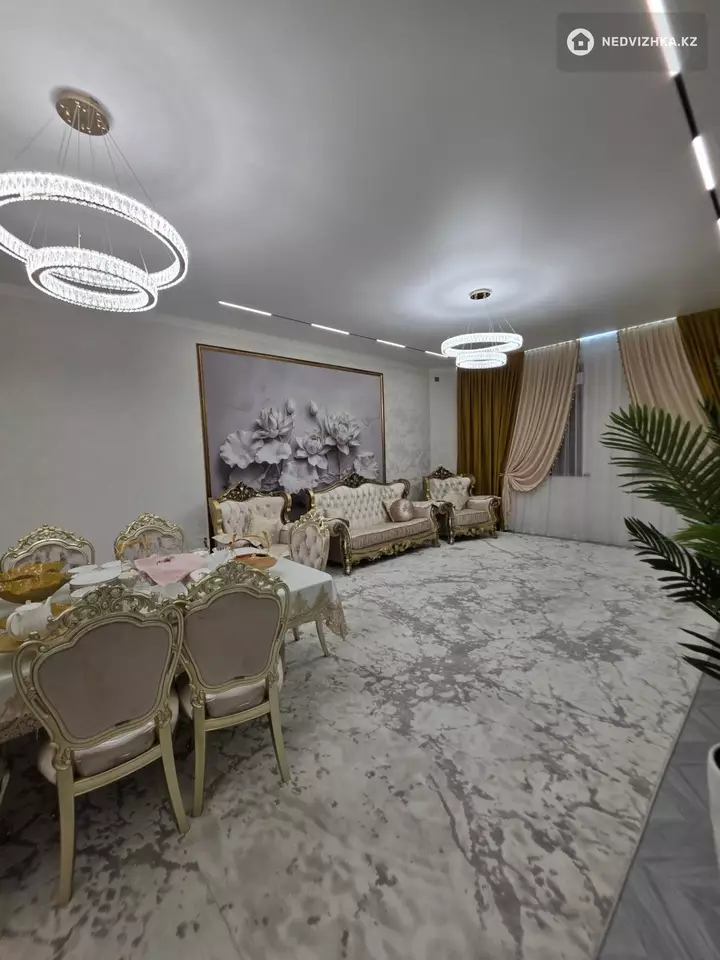 6-комнатный дом, 6 соток, 306 м²