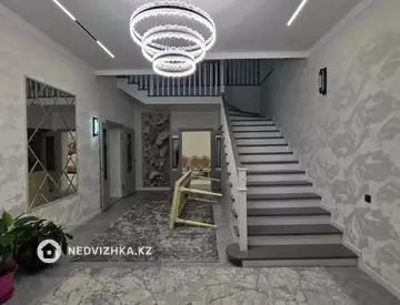 6-комнатный дом, 6 соток, 306 м², миниатюра 2