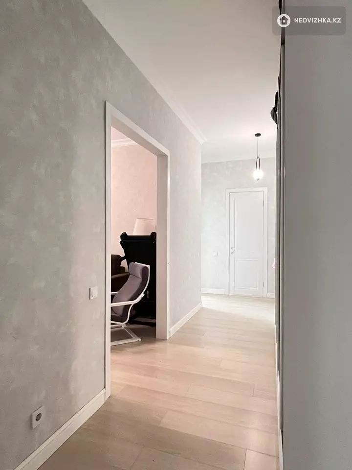 2-комнатная квартира, этаж 14 из 14, 68 м²