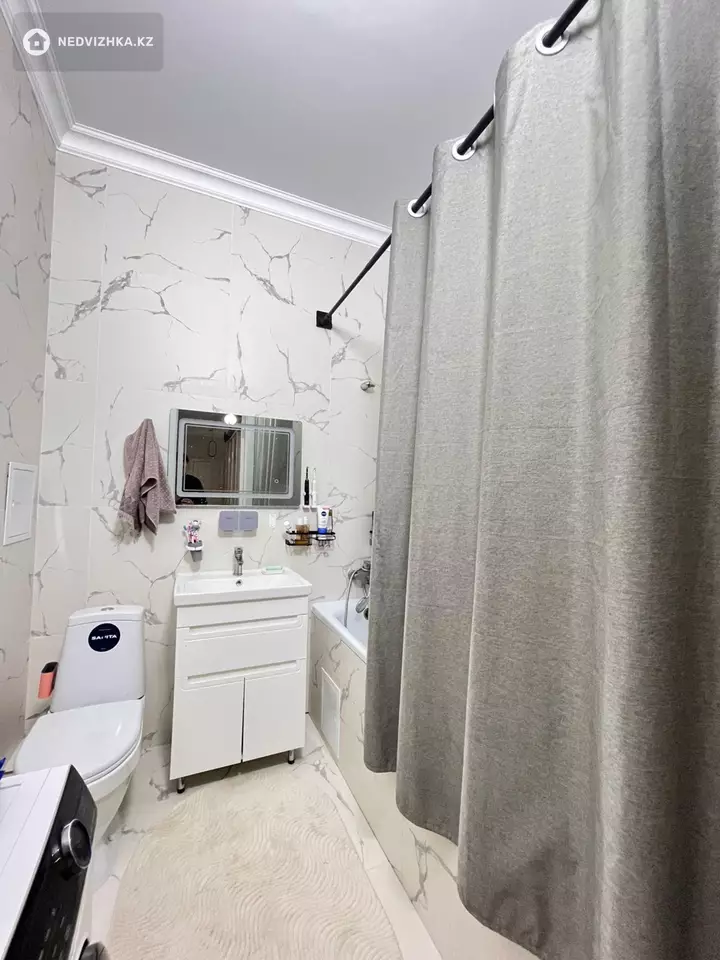 2-комнатная квартира, этаж 14 из 14, 68 м², фотография 5