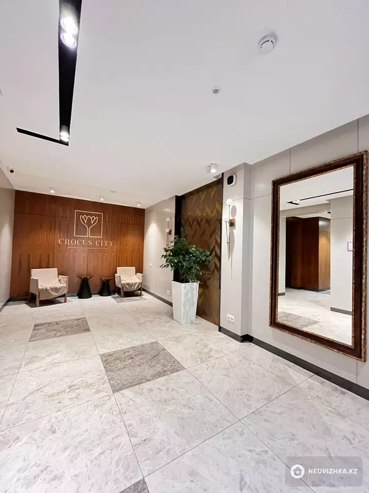 2-комнатная квартира, этаж 14 из 14, 68 м², фотография 4