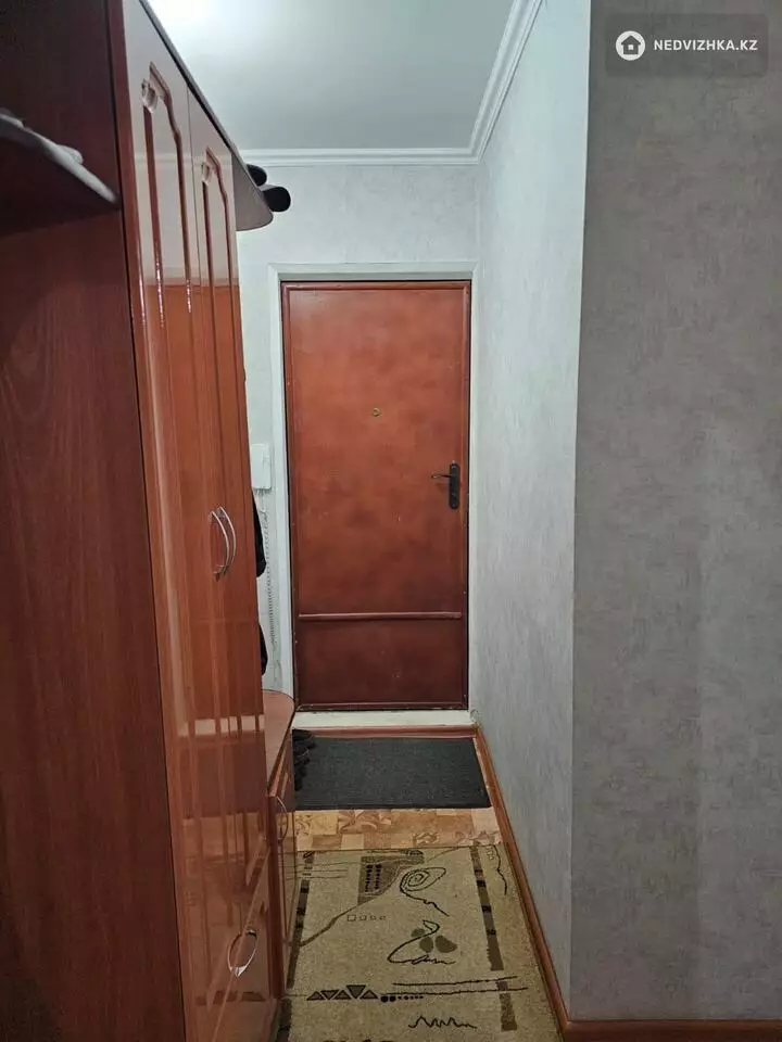 2-комнатная квартира, этаж 4 из 5, 48 м², фотография 3