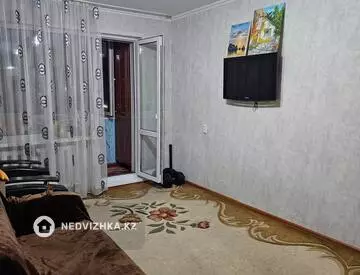 2-комнатная квартира, этаж 4 из 5, 48 м², миниатюра 6