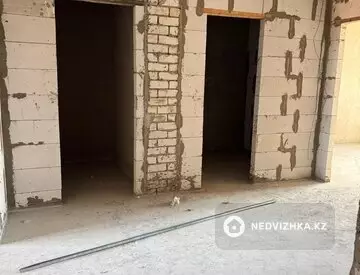 2-комнатная квартира, этаж 4 из 5, 78 м²