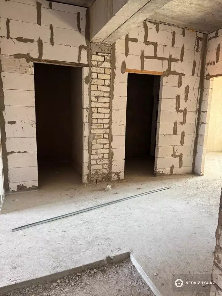 2-комнатная квартира, этаж 4 из 5, 78 м², фотография 5
