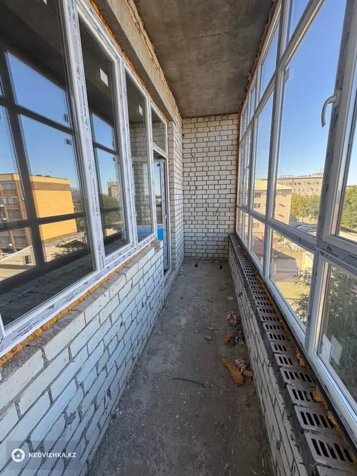 2-комнатная квартира, этаж 4 из 5, 78 м², фотография 4