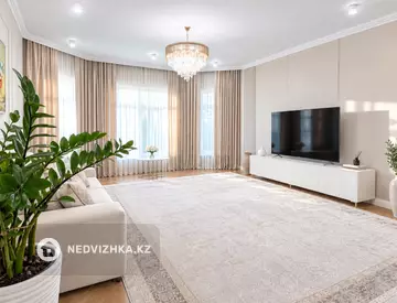 5-бөлмелі үй, 5 соттық, 242 м², 6-нобай