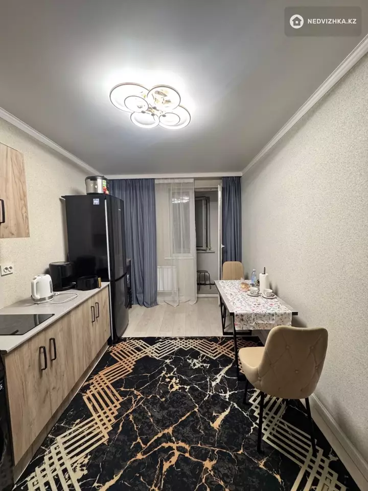1-комнатная квартира, этаж 4 из 9, 39 м², фотография 2