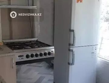 3-комнатная квартира, этаж 3 из 4, 62 м²