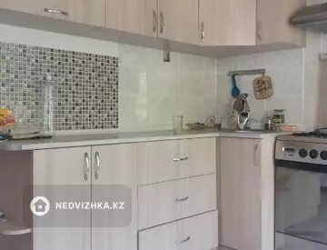 3-комнатная квартира, этаж 3 из 4, 62 м²