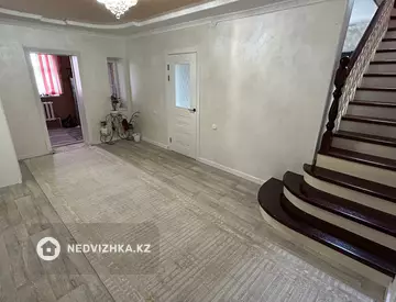 5-комнатный дом, 10 соток, 240 м², миниатюра 7
