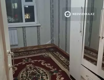 2-комнатная квартира, этаж 4 из 5, 45 м²