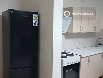 1-комнатная квартира, этаж 2 из 12, 35 м², На длительный срок