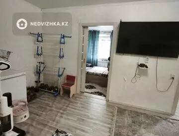 3-комнатная квартира, этаж 1 из 5, 48 м²