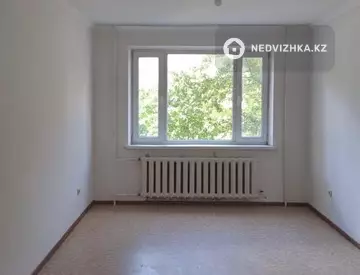 3-комнатная квартира, этаж 2 из 9, 69 м²
