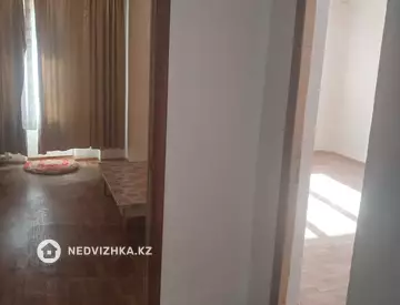 1-комнатная квартира, этаж 2 из 9, 44 м²