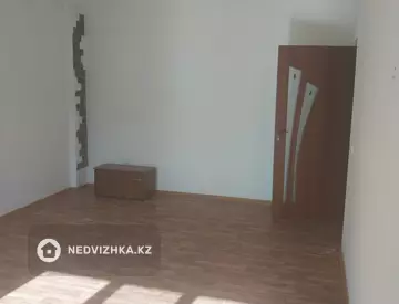 1-комнатная квартира, этаж 2 из 9, 44 м²