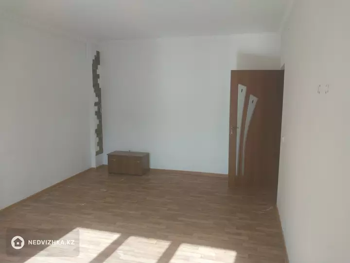 1-комнатная квартира, этаж 2 из 9, 44 м², фотография 5