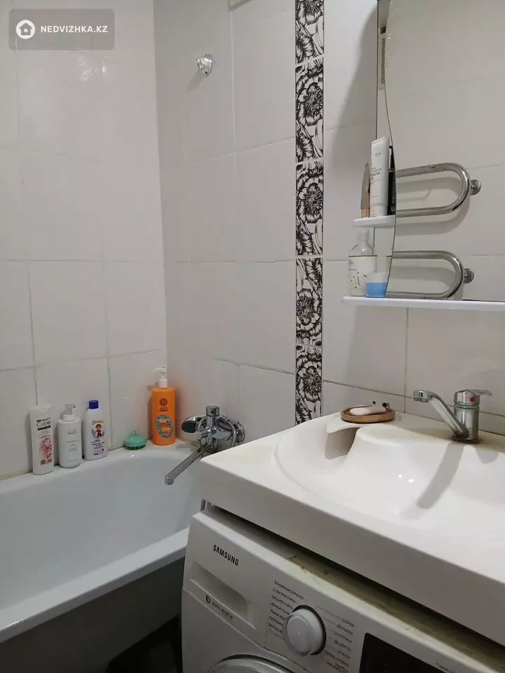 3-комнатная квартира, этаж 3 из 5, 48 м², фотография 5