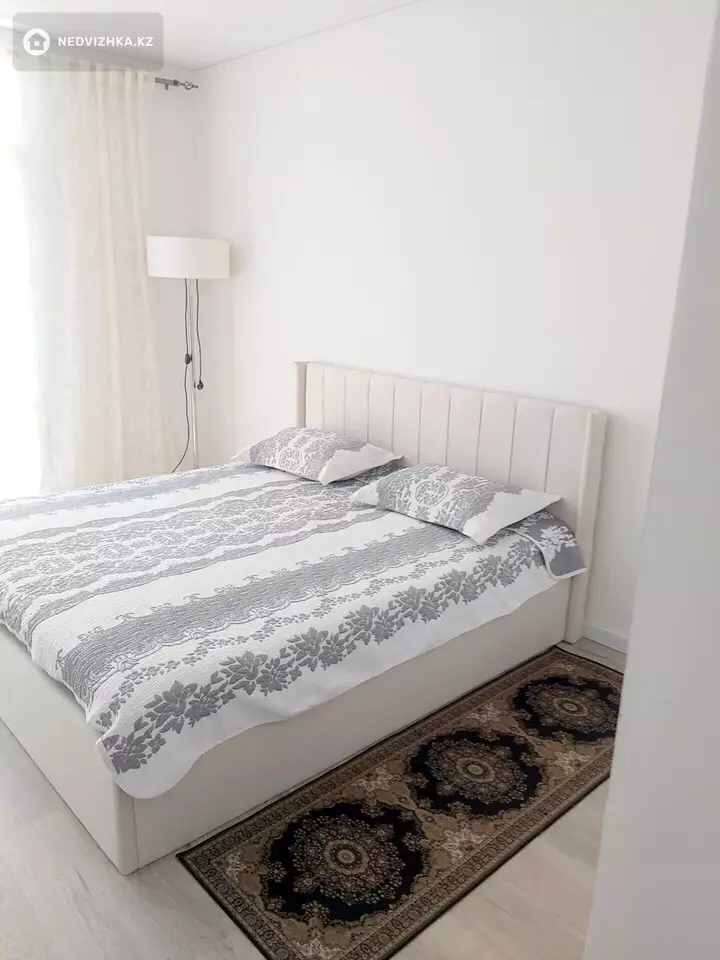 2-комнатная квартира, этаж 3 из 7, 60 м², фотография 2