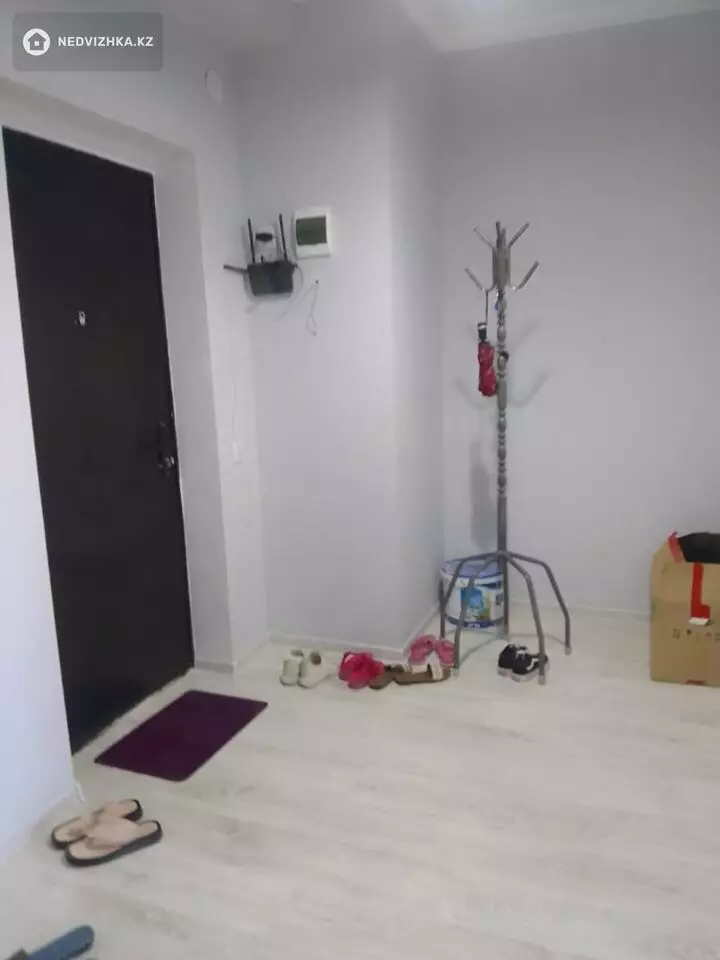 2-комнатная квартира, этаж 5 из 10, 47 м², фотография 3