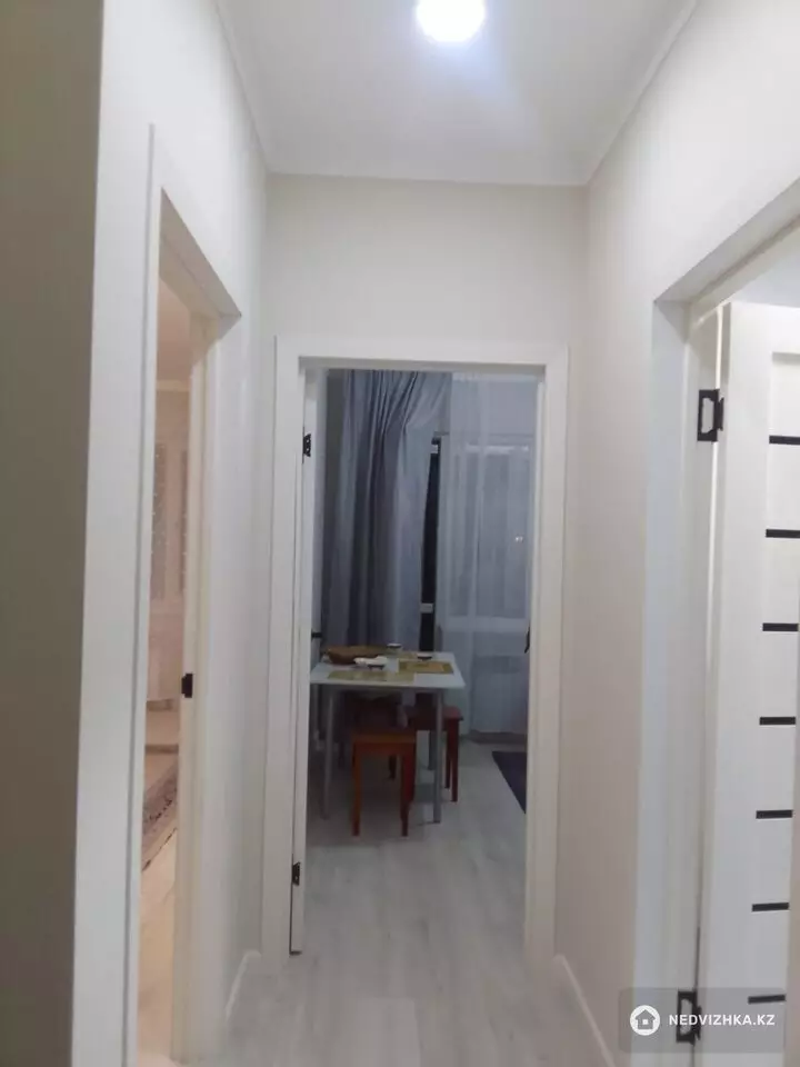 2-комнатная квартира, этаж 7 из 9, 36 м², фотография 3