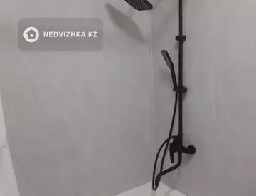 2-комнатная квартира, этаж 7 из 9, 36 м², миниатюра 8