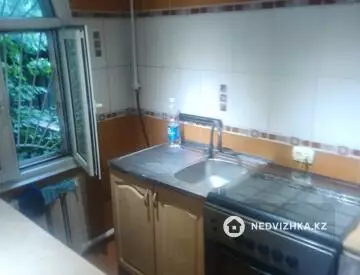 4-комнатная часть дома, 0 соток, 74 м², миниатюра 1