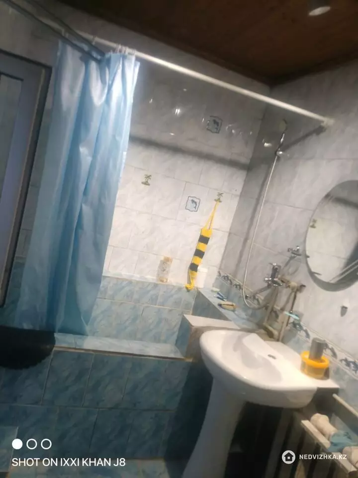 4-комнатная часть дома, 0 соток, 74 м², фотография 4