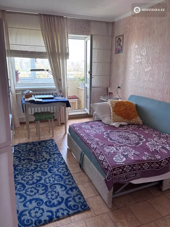 2-комнатная квартира, этаж 8 из 9, 53 м², фотография 3
