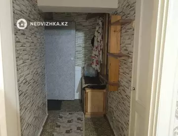 2-комнатная квартира, этаж 3 из 3, 42 м²