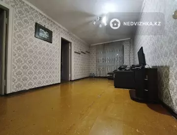2-комнатная квартира, этаж 3 из 3, 42 м²
