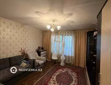 3-комнатная квартира, этаж 1 из 9, 64 м²