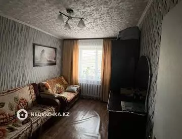 3-комнатная квартира, этаж 1 из 9, 64 м², миниатюра 8