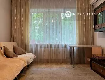 2-комнатная квартира, этаж 1 из 9, 60 м², миниатюра 6
