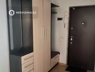 2-комнатная квартира, этаж 1 из 9, 60 м², миниатюра 7