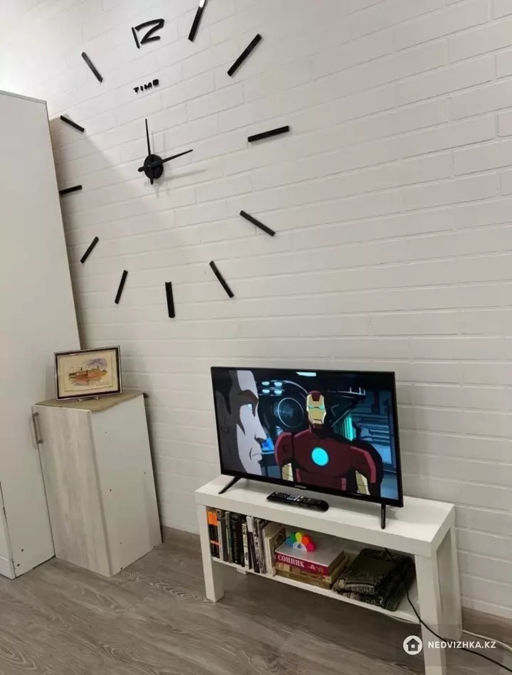 1-комнатная квартира, этаж 11 из 12, 47 м², Посуточно, фотография 3
