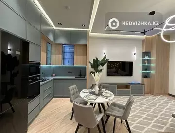 2-комнатная квартира, этаж 4 из 13, 52 м², Посуточно