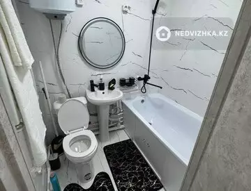 2-комнатная квартира, этаж 4 из 5, 45 м², Посуточно