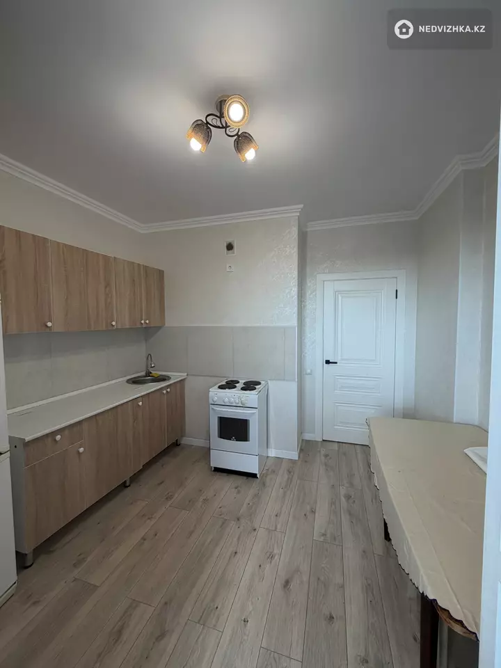 1-комнатная квартира, этаж 7 из 14, 39 м², фотография 2
