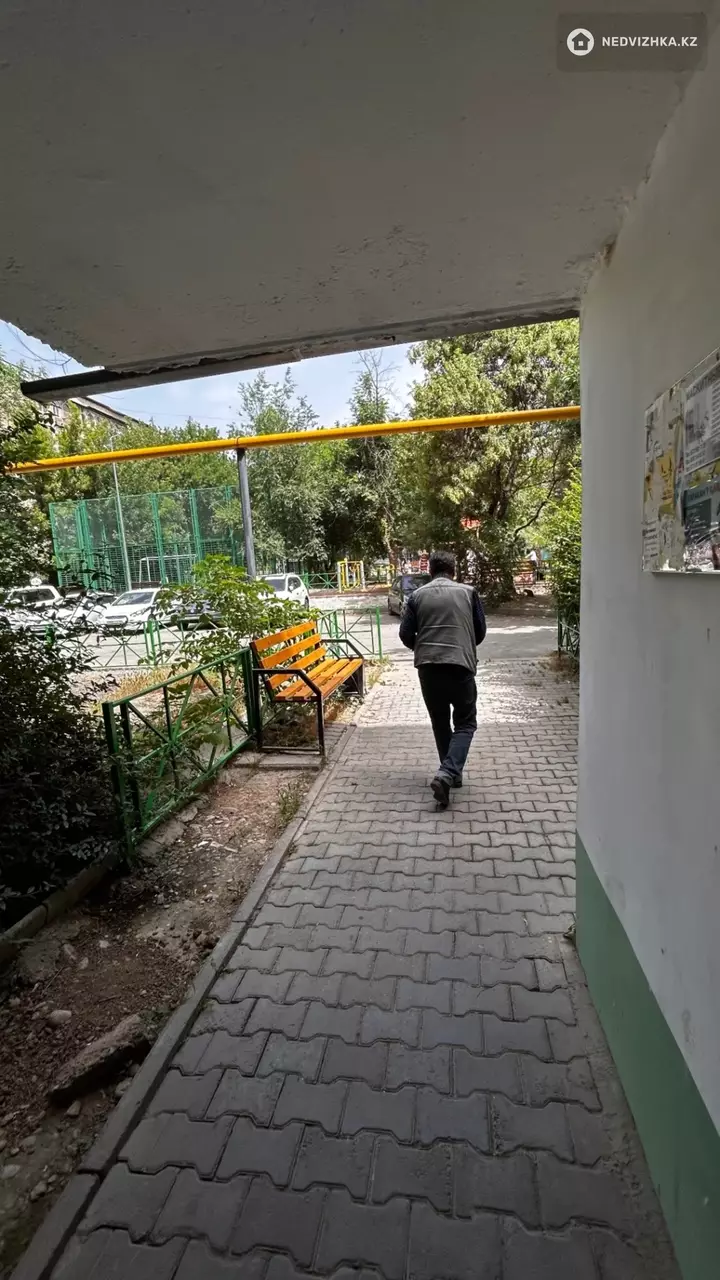 3-комнатная квартира, этаж 3 из 5, 69 м², фотография 4
