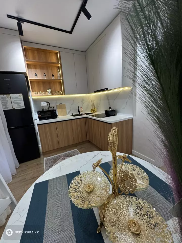 1-бөлмелі пәтер, қабат 3 барлық қабат саны 9, 45 м², Посуточно, 4-фотосурет