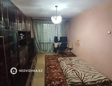 2-комнатная квартира, этаж 1 из 5, 43 м², миниатюра 6