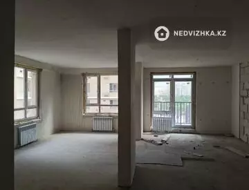 2-комнатная квартира, этаж 8 из 14, 52 м²