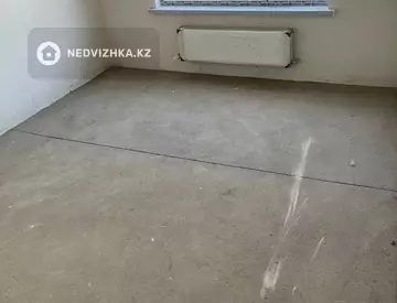 1-комнатная квартира, этаж 2 из 4, 38 м²
